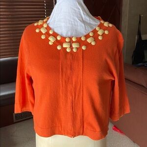 Banana Republic Elegant top - size L fits smaller